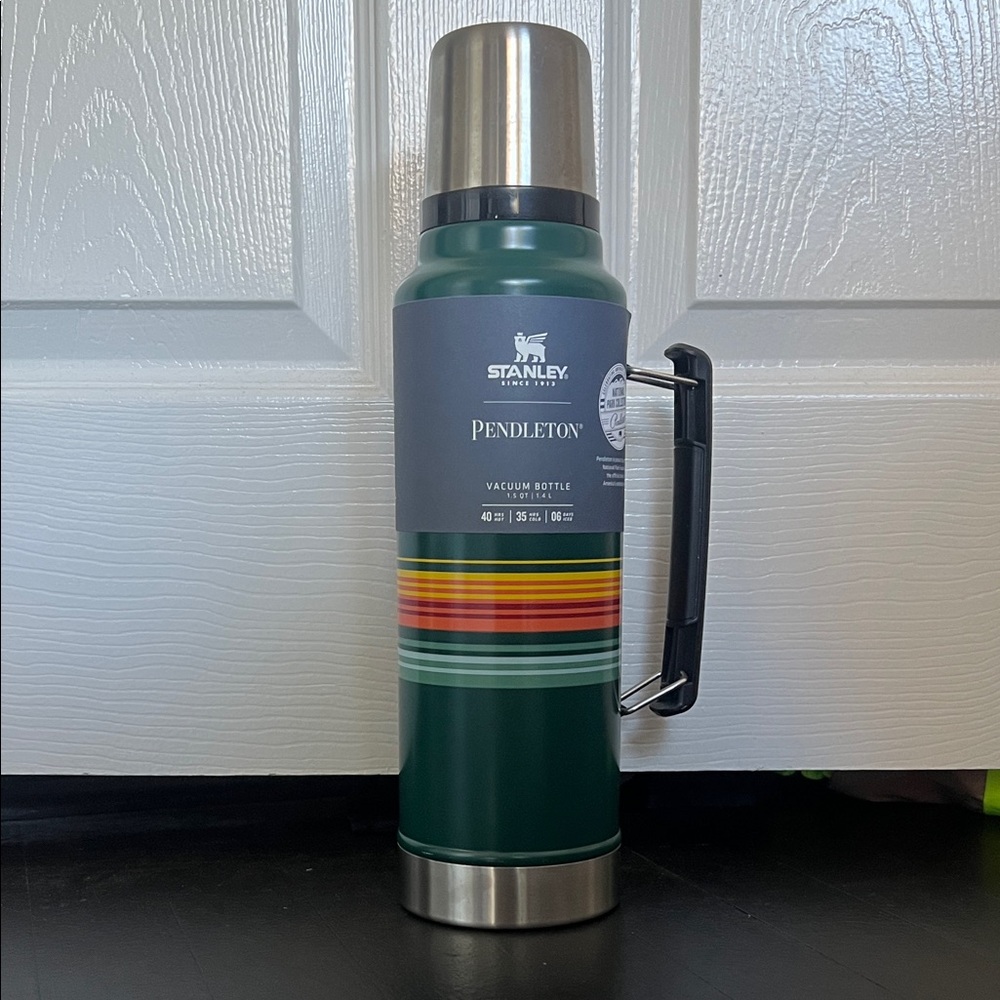 Stanley Green Vacuum Bottle Pendleton/National Park Collection - Picture 4 of 4